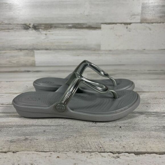 Crocs Sanrah Women's Metal Block Dual Comfort Gray Sandals Size 4‎ - Picture 1 of 6